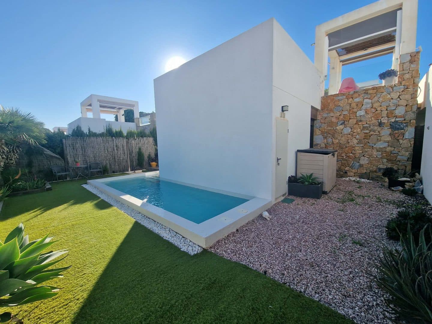 eb1ffc19-3eeb-444a-99fb-e263c9e5659d