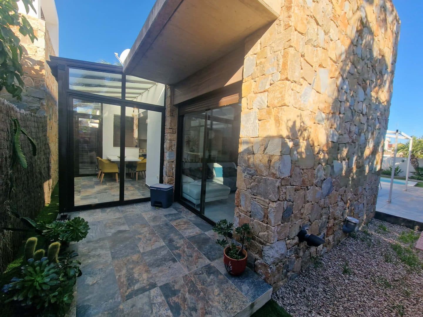 4909bc60-9163-4933-a52a-a651fb24bfcd