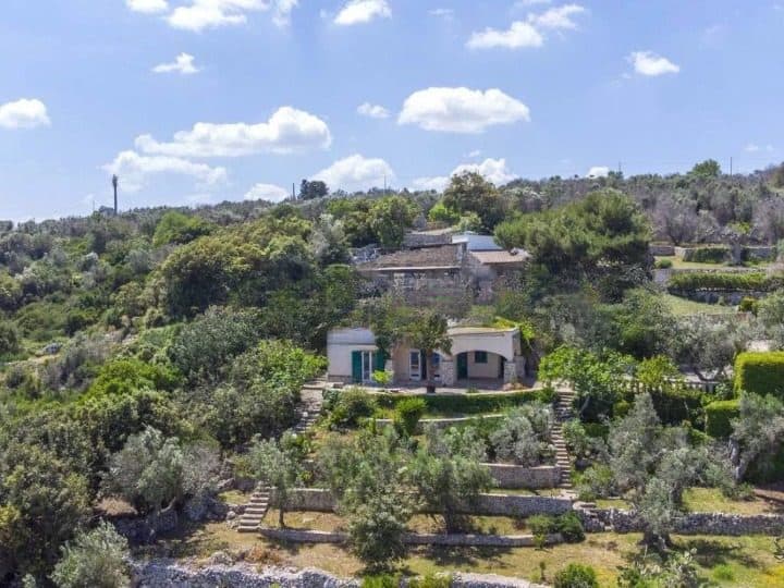 V000292F_610353-1_cleanup